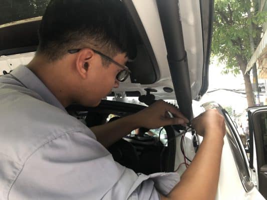 sửa chữa camera hành trình ô tô